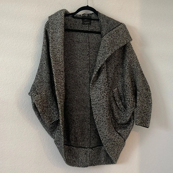 Zara Knit | Open Cardigan with Hoodie and Pockets | Black and White | Sz S - Picture 2 of 6